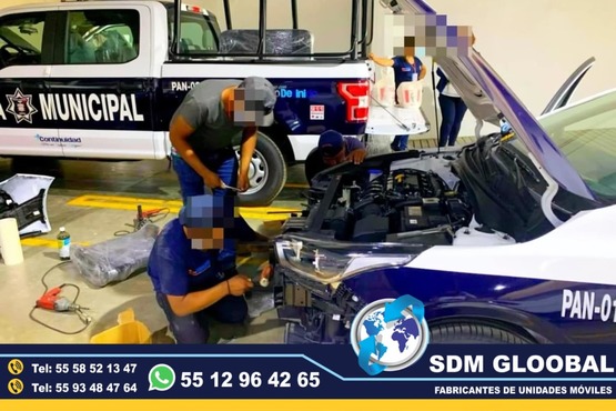 En Sdm Global Mexico Fabricacion conversion equipamiento y venta de Ambulancias de traslado en Mexico, somos fabricantes directos en Mexico. Sdm Global Mexico empresa 100% especializada en la venta fabricación conversión equipamiento de diferentes tipos de ambulancias de traslado y vehículos de emergencia, ofreciendo soluciones personalizadas para diversas necesidades en el mercado nacional.Dedicados a la fabricación de ambulancias y patrullas, ofreciendo servicios relacionados con la seguridad y emergencias, venta de unidades médicas móviles y ambulancias, además de carrocerías industriales,Somos un fabricante mexicano con más de 15 años de experiencia, especializado en la fabricación y comercialización de ambulancias y vehículos de rescate, con un enfoque en la alta calidad y el cumplimiento de normativas mexicanas.Diseñamos y equipamos ambulancias con la tecnología y los materiales necesarios para asegurar funcionalidad y seguridad, cumpliendo con las normativas mexicanas.En Sdm Global Mexico nos dedicamos a la Fabricacion conversion equipamiento y venta de Unidades Moviles Medicas Especiales en Mexico, somos fabricantes directos en Mexico.