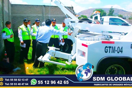 En Sdm Global Mexico Fabricacion conversion equipamiento y venta de Ambulancias de traslado en Mexico, somos fabricantes directos en Mexico. Sdm Global Mexico empresa 100% especializada en la venta fabricación conversión equipamiento de diferentes tipos de ambulancias de traslado y vehículos de emergencia, ofreciendo soluciones personalizadas para diversas necesidades en el mercado nacional.Dedicados a la fabricación de ambulancias y patrullas, ofreciendo servicios relacionados con la seguridad y emergencias, venta de unidades médicas móviles y ambulancias, además de carrocerías industriales,Somos un fabricante mexicano con más de 15 años de experiencia, especializado en la fabricación y comercialización de ambulancias y vehículos de rescate, con un enfoque en la alta calidad y el cumplimiento de normativas mexicanas.Diseñamos y equipamos ambulancias con la tecnología y los materiales necesarios para asegurar funcionalidad y seguridad, cumpliendo con las normativas mexicanas.En Sdm Global Mexico nos dedicamos a la Fabricacion conversion equipamiento y venta de Unidades Moviles Medicas Especiales en Mexico, somos fabricantes directos en Mexico.