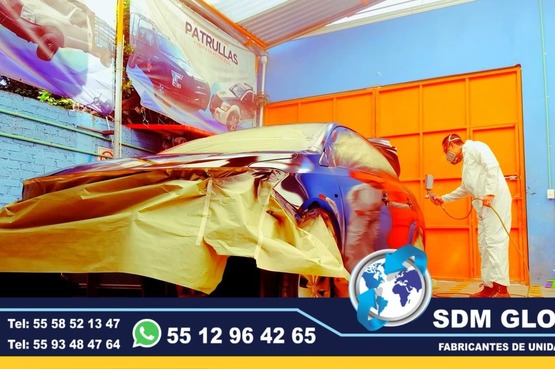 En Sdm Global Mexico Fabricacion conversion equipamiento y venta de Ambulancias de traslado en Mexico, somos fabricantes directos en Mexico. Sdm Global Mexico empresa 100% especializada en la venta fabricación conversión equipamiento de diferentes tipos de ambulancias de traslado y vehículos de emergencia, ofreciendo soluciones personalizadas para diversas necesidades en el mercado nacional.Dedicados a la fabricación de ambulancias y patrullas, ofreciendo servicios relacionados con la seguridad y emergencias, venta de unidades médicas móviles y ambulancias, además de carrocerías industriales,Somos un fabricante mexicano con más de 15 años de experiencia, especializado en la fabricación y comercialización de ambulancias y vehículos de rescate, con un enfoque en la alta calidad y el cumplimiento de normativas mexicanas.Diseñamos y equipamos ambulancias con la tecnología y los materiales necesarios para asegurar funcionalidad y seguridad, cumpliendo con las normativas mexicanas.En Sdm Global Mexico nos dedicamos a la Fabricacion conversion equipamiento y venta de Unidades Moviles Medicas Especiales en Mexico, somos fabricantes directos en Mexico.