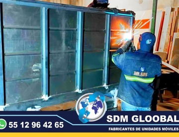 Conversion y Equipamiento de Patrullas nuevas equipadas, Fabricacion y venta de unidades moviles para seguridad publica, privada, rescate, salvamento. SDM Global Mexico somos una empresa líder en el Equipamiento de Patrullas asi como de unidades moviles de rescate, salvamento, proximidad, primer respodiente, equipo tactito, anti motin, fuerzas especiales, semi remolques con personal altamente capasitado para su fabricacion, Roll bar, Tumbaburros, Burrera, Banca central, Defensa trasera, Lona, Rotulacion, Pintura, Torreta de leds, sirena, bocina, codigos, estrobos, luces, etc. somos fabricantes.El término auto o moto Patrulla es utilizado para Patrullar un área concreta asignada. ​ Su función primaria es servir de apoyo a los oficiales de Policía en sus tareas diarias como rondines y traslado de delincuentes. somos fabricantes de unidades moviles especiales.Somos una Empresa Mexicana líder en el Mercado con años de experiencia, especialistas en el Equipamiento de Patrullas Equipadas Cajas y Remolques Unidades Moviles Especiales de Seguridad, Rescate, Salvamento, Salud, Comunicacion, Higine, etc.,Somos fabribricantes directos, distribuidores en todo Mexico, comunicate y te atenderemos personalmente.
